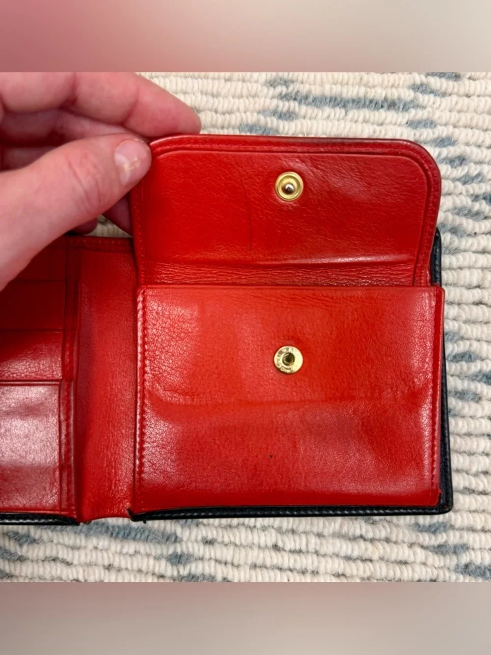 DIOR Vintage Rare Unisex Black Leather CD Logo Icon Bifold Wallet W/ Red Inside